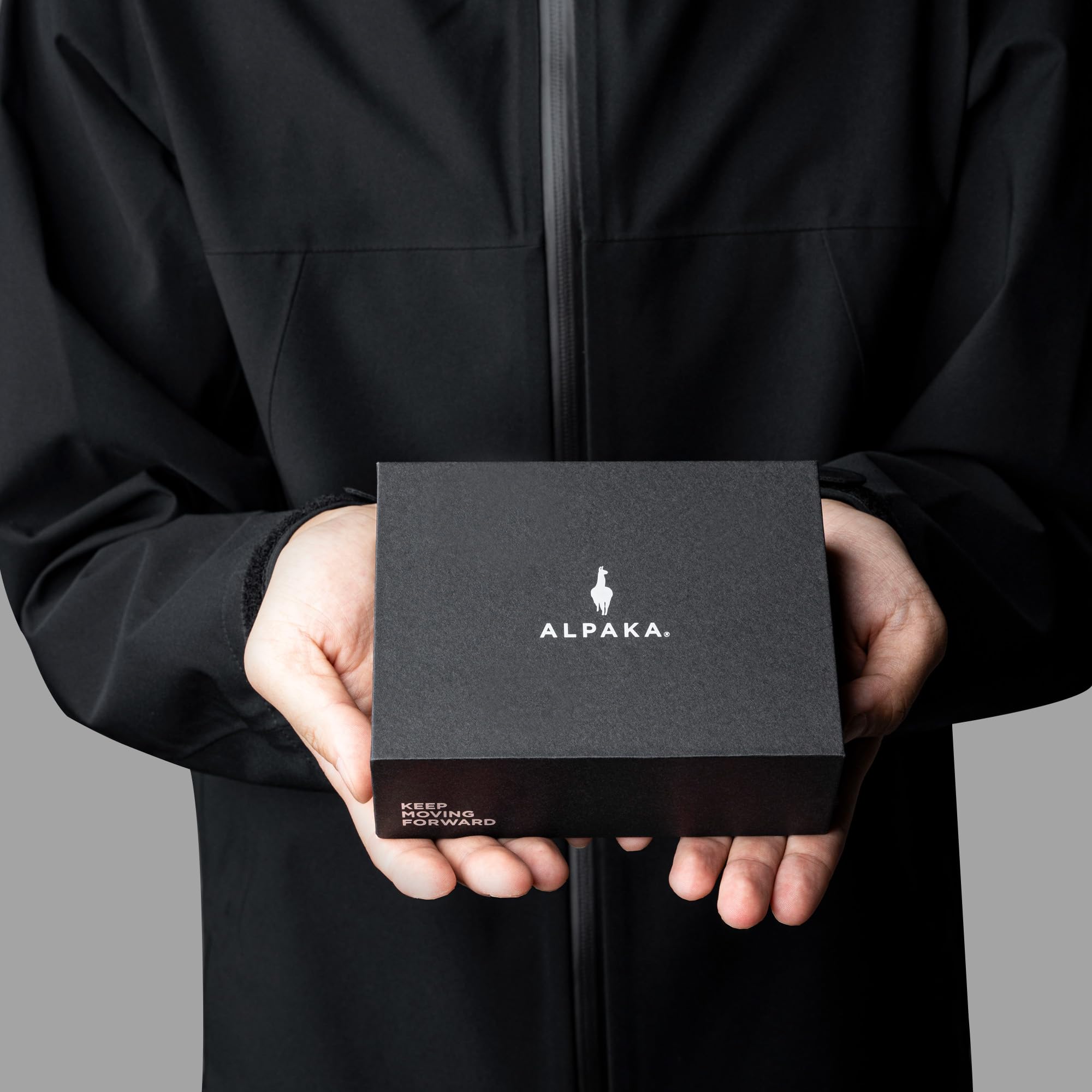 ALPAKA Hub Zip Pocket Blue Axoflux 300D - Zipper Wallet - Key Pouch for Car Keys - 30 Cards Max- Two Accordion Storage Sections - Magnetic Closure SD Card Case - HUB Accessories Compatible - Image 8